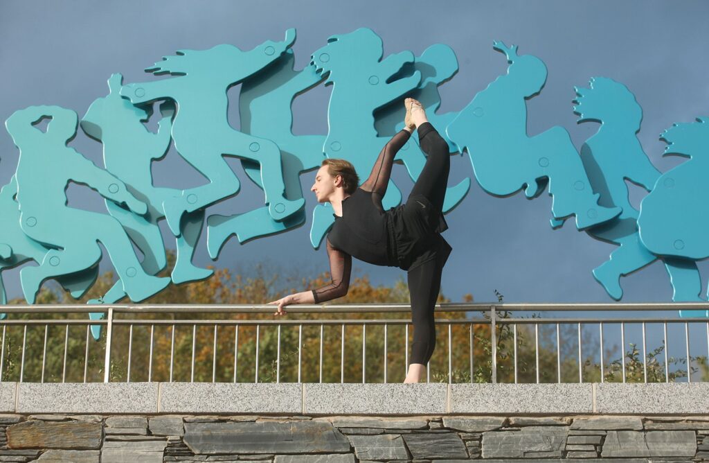 BSPA Former Pupil Returns to Belfast for Ballet Gala of Stars image